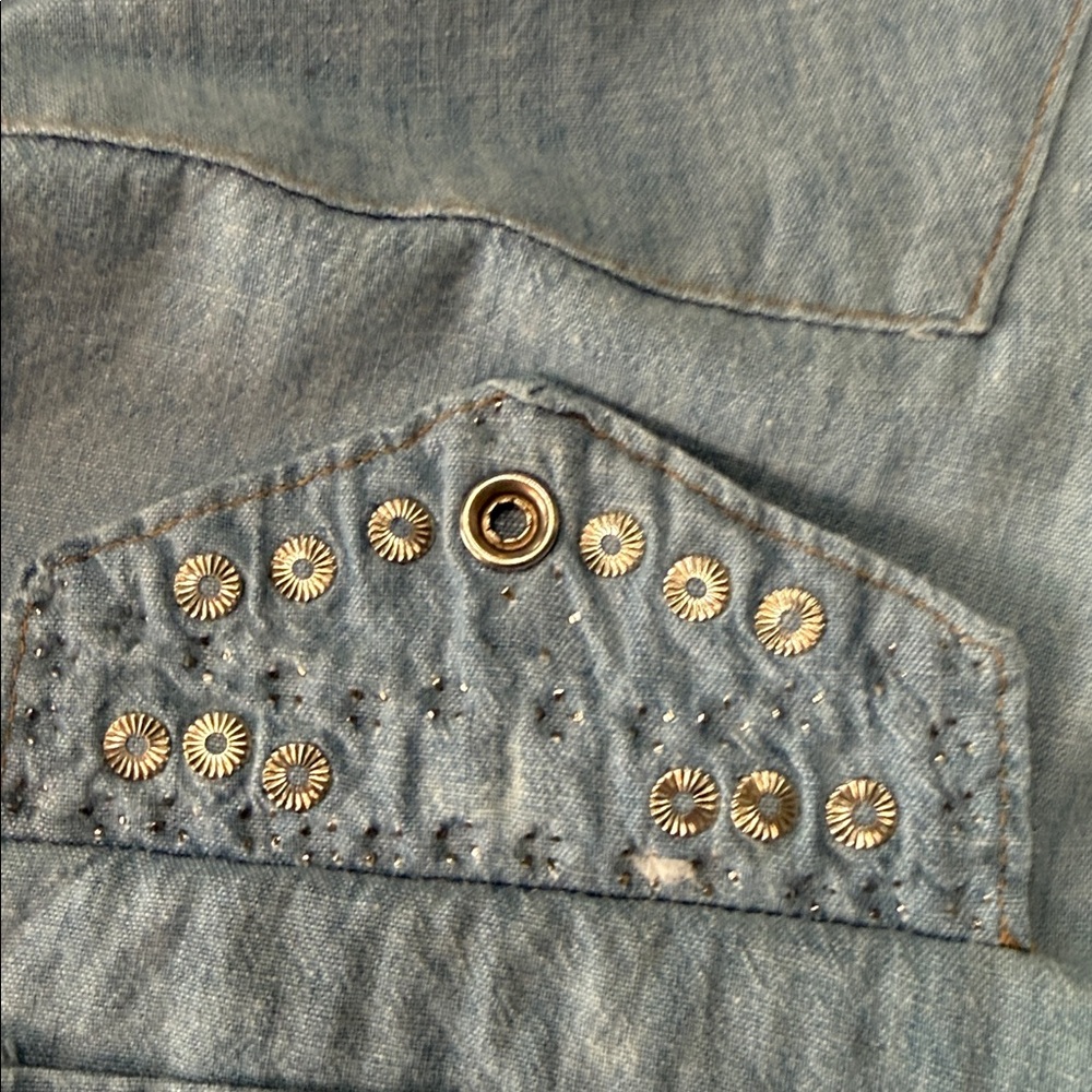 YOU GOTTA BE KIDDING Embellished Light Blue Denim & Diamonds shirt VTG - Picture 11 of 12